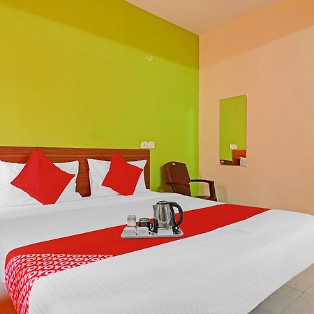 Super Hotel O Dk Reddy Square Хайдарабад Экстерьер фото